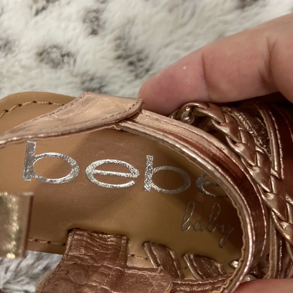 bebe nwot sandals